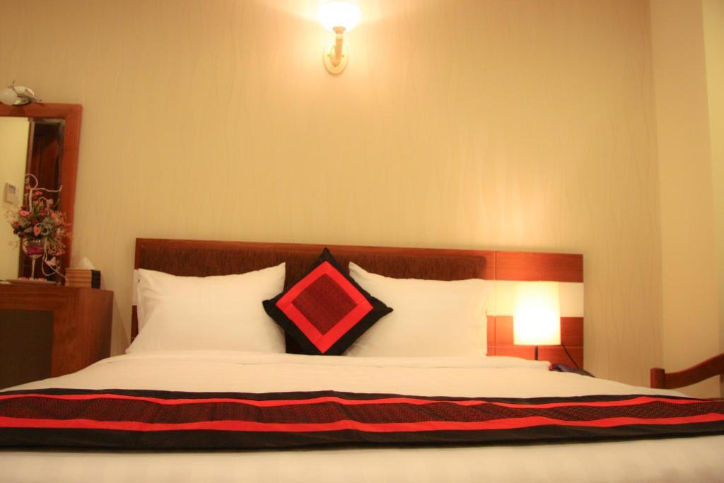 Valentine Hotel Saigon - Bui Vien Street Ho Chi Minh-byen Rom bilde